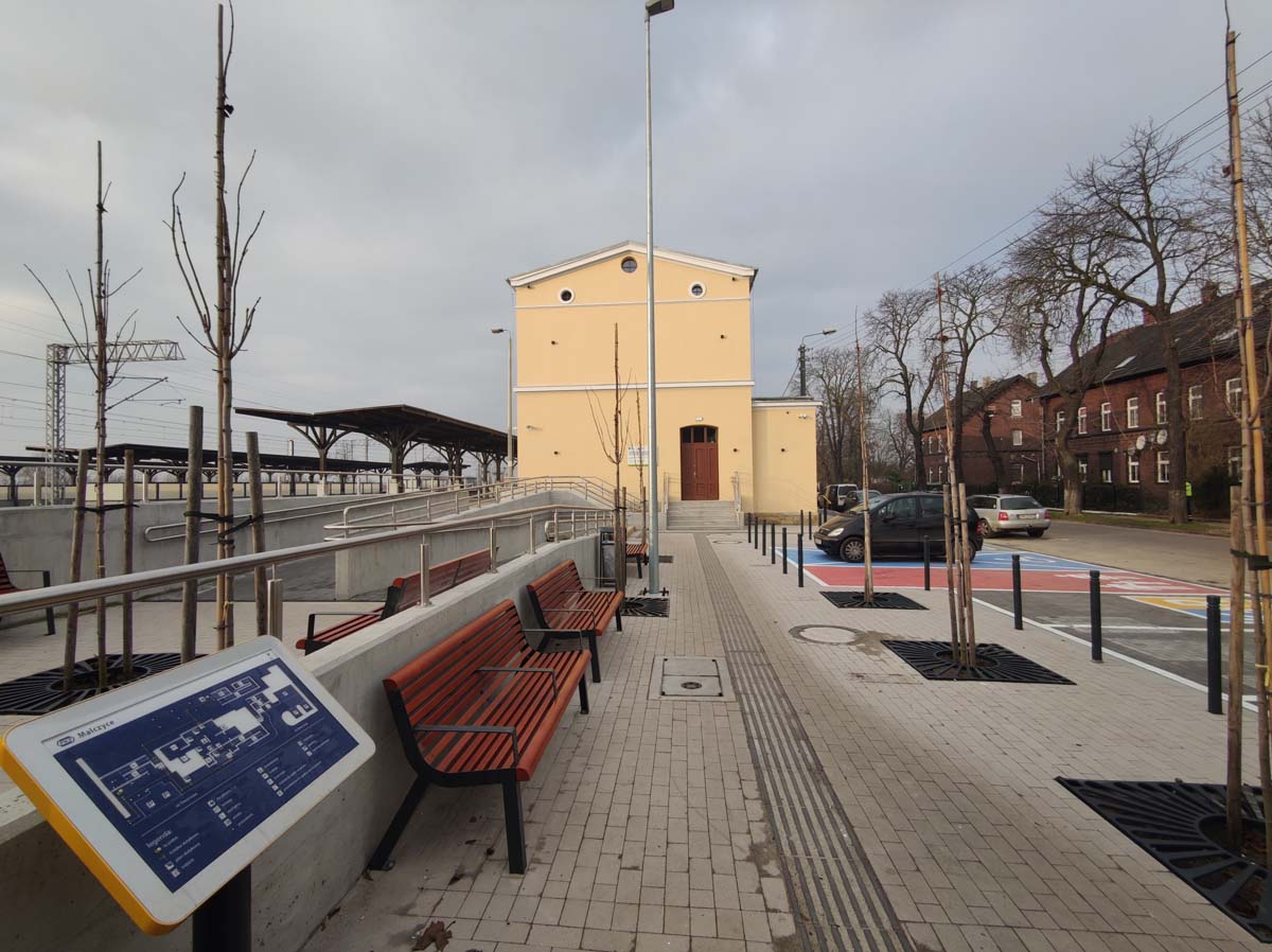 Zmodernizowany dworzec w Malczycach otwarty dla podróżnych